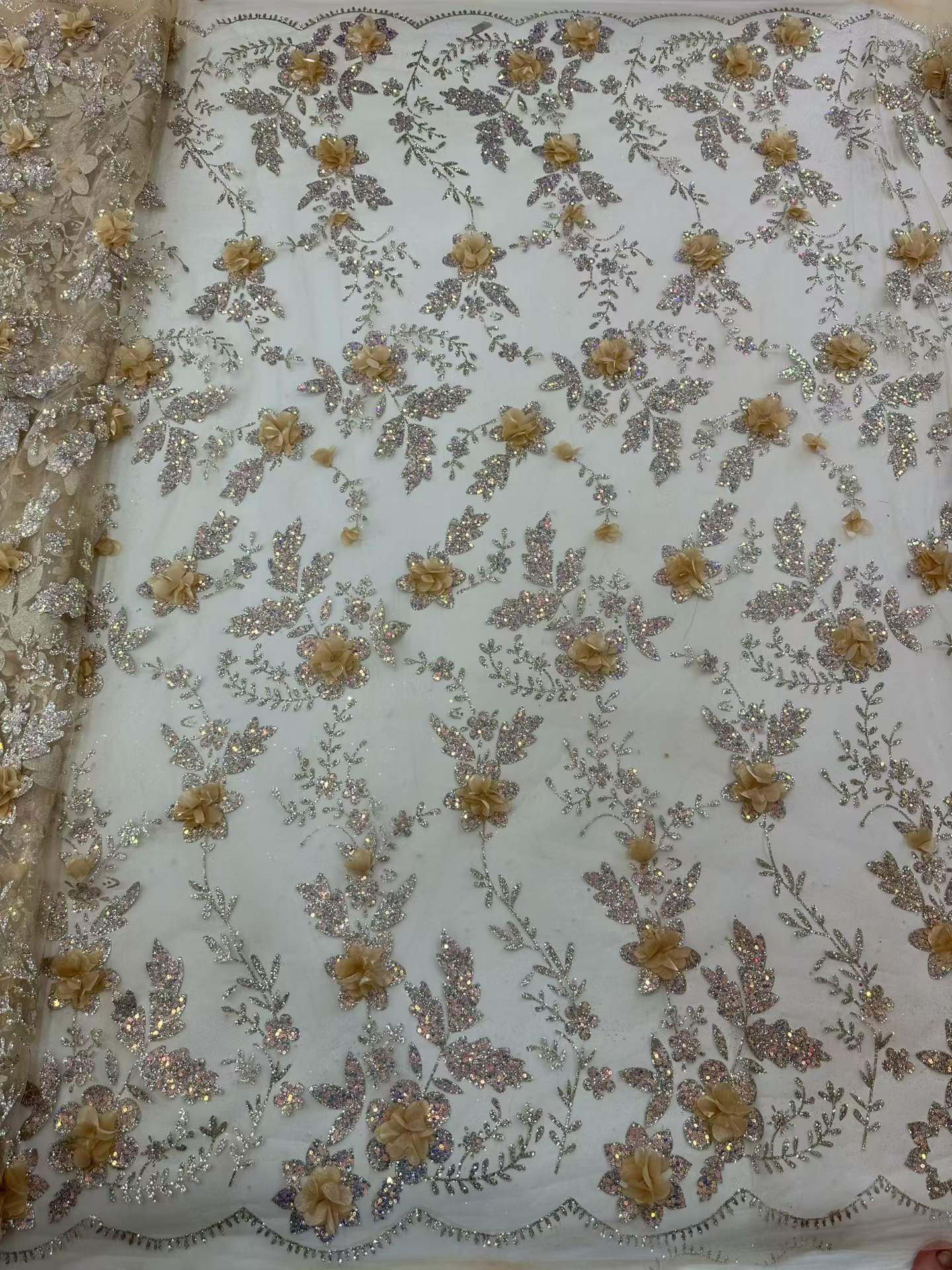 Afrikaanse Kantstof Geborduurd - Glitter Tablecloth recensie en prijs