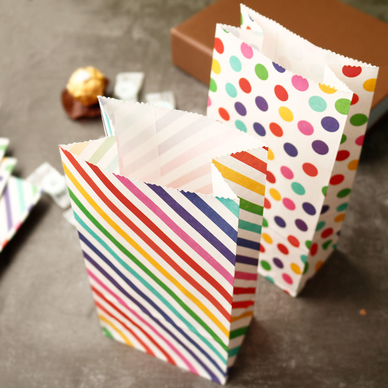 Kleine papieren zakken Regenbo - Event Party Box recensie en prijs